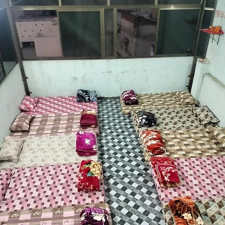ורנאסי Jyoti Dormitory מראה חיצוני תמונה